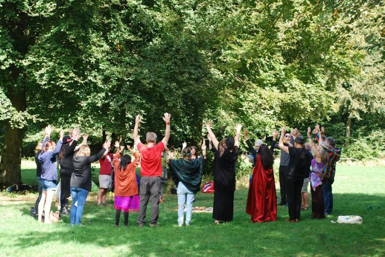 Embrace the Sun: A Joyful Guide to Wiccan Solar Ceremonies for All Seasons